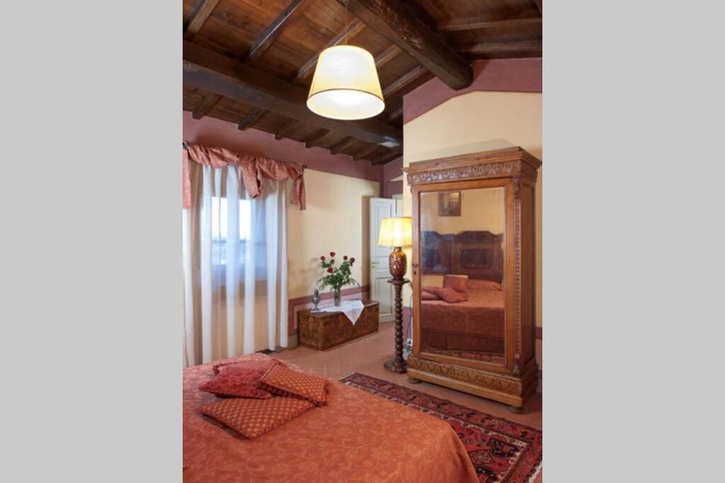 Villa Liz Tuscany, Private Pool, Hot Tub, Property Fenced, Pets Allowed Poppi Ngoại thất bức ảnh